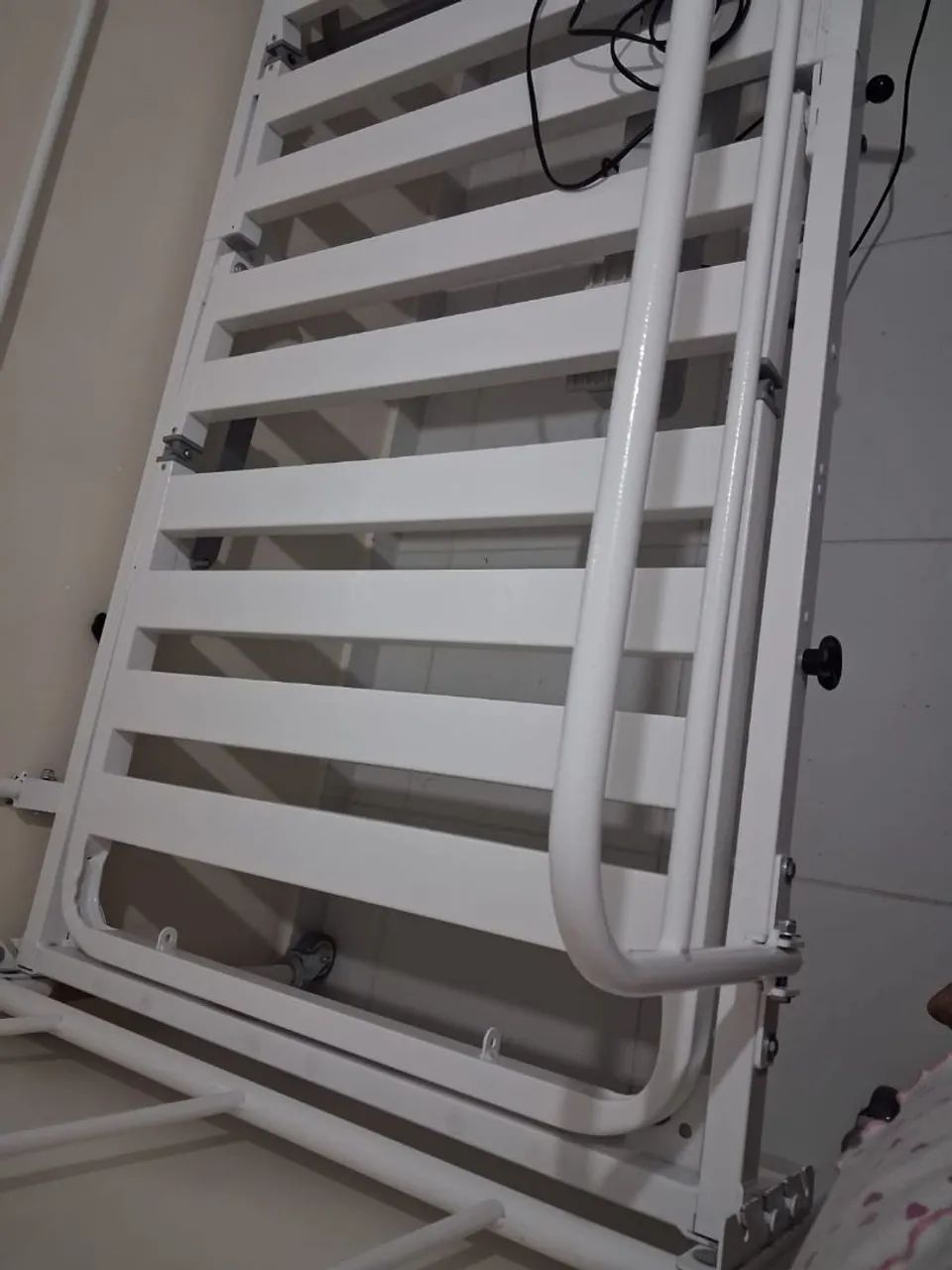 Cama hospitalar motorizada com colchão nova - Foto 6