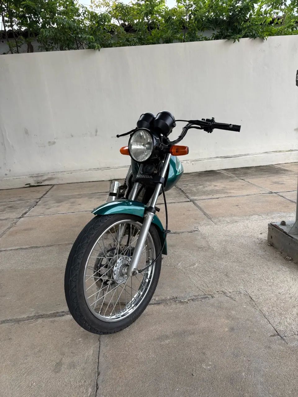 Titan 125 2002  - Foto 4