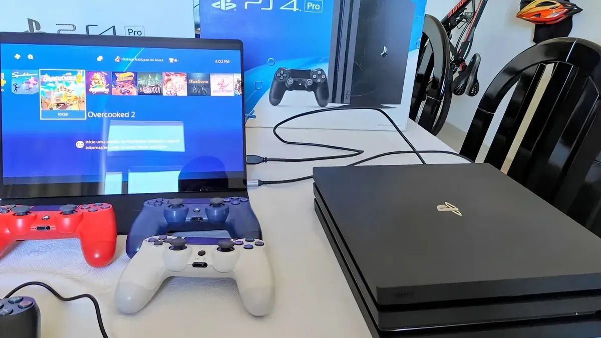 Ps4 Pro 1Tb 2 controles