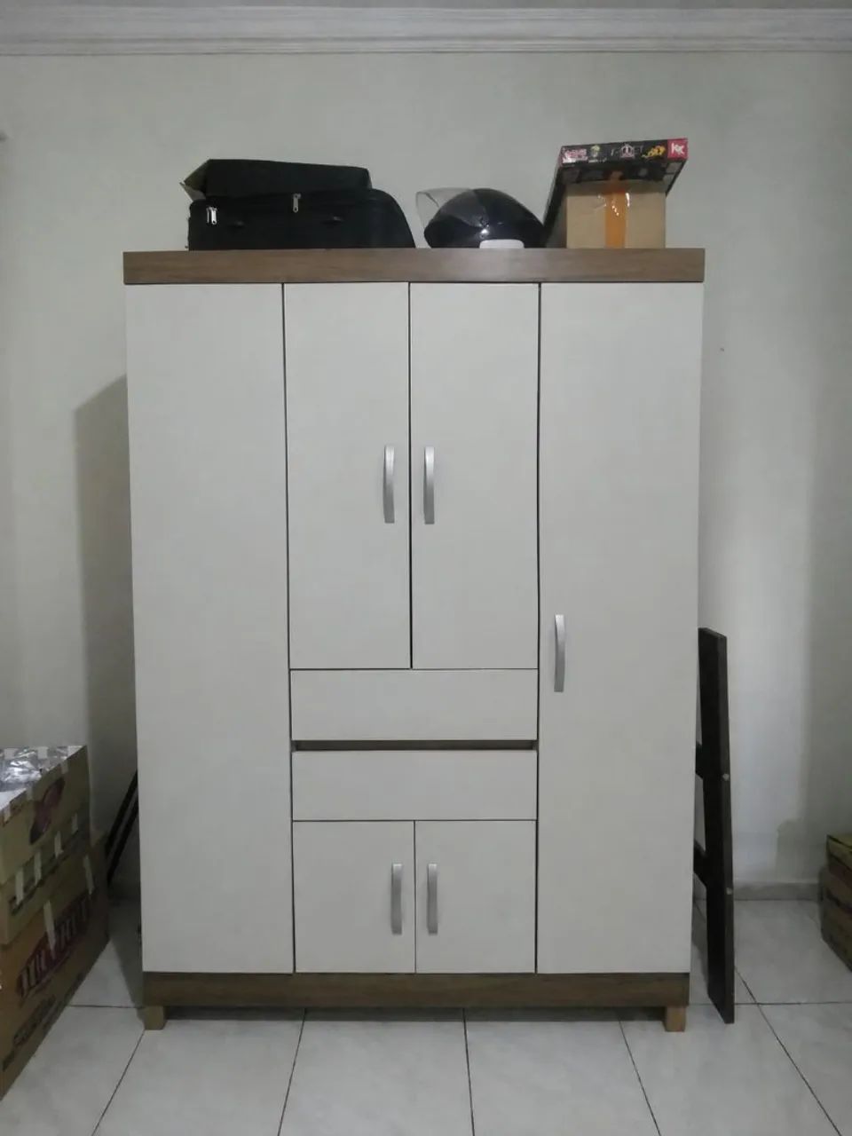 GUARDA ROUPA 6 PORTAS