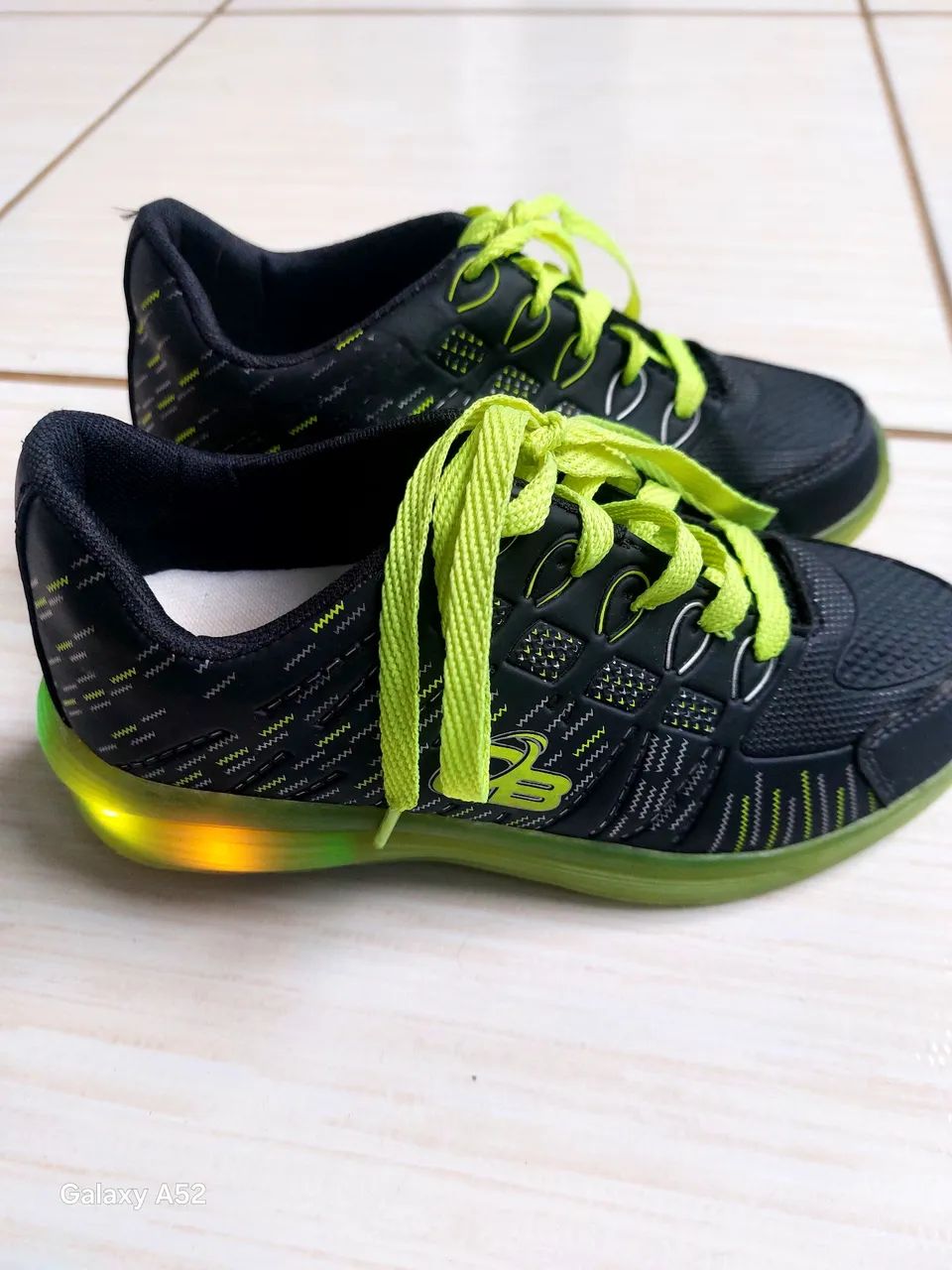 Tenis com rodinhas - Foto 3