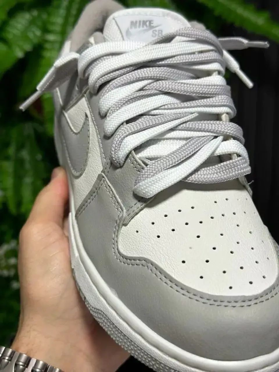 Nike Dunk Low Cinza/Branco Unissex - Foto 4