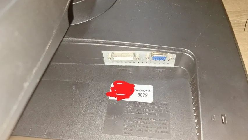 Monitor 19" - Retirado de Empresa- Testado Funcionando - Foto 5