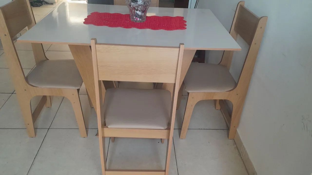 Mesa de jantar 4 cadeiras  - Foto 3