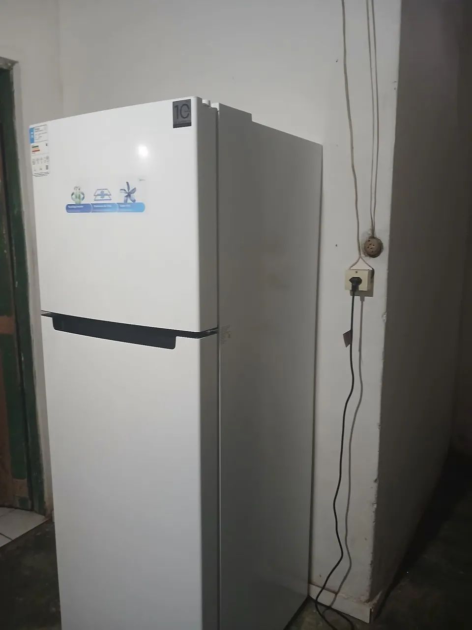 Geladeira midea