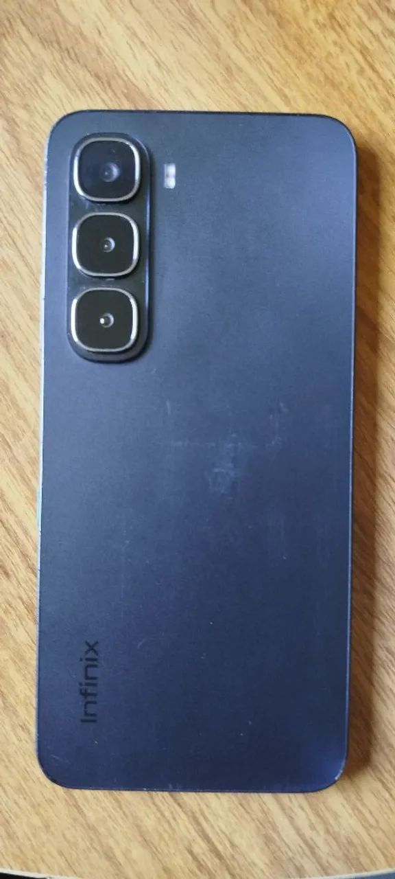 INFINIX HOT 60i - Foto 2