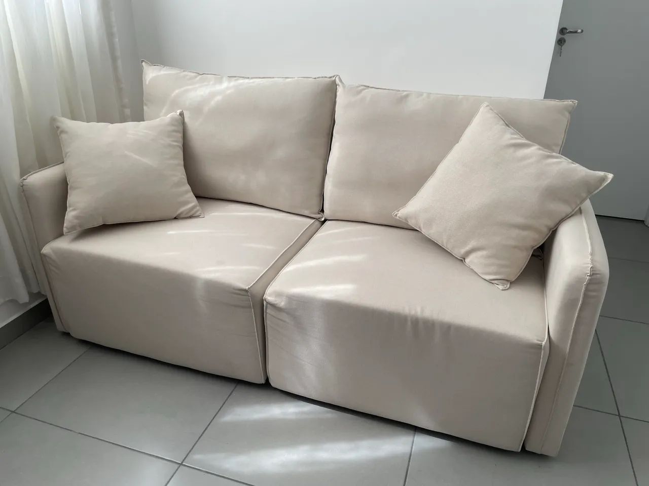 Sofá retrátil 180cm