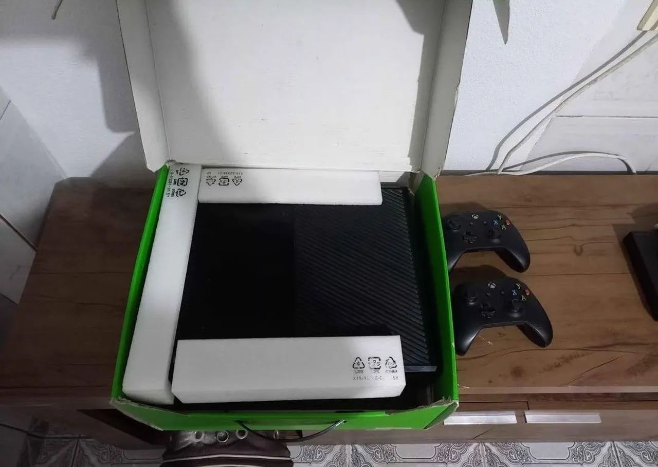 Xbox one 500gb - Foto 2
