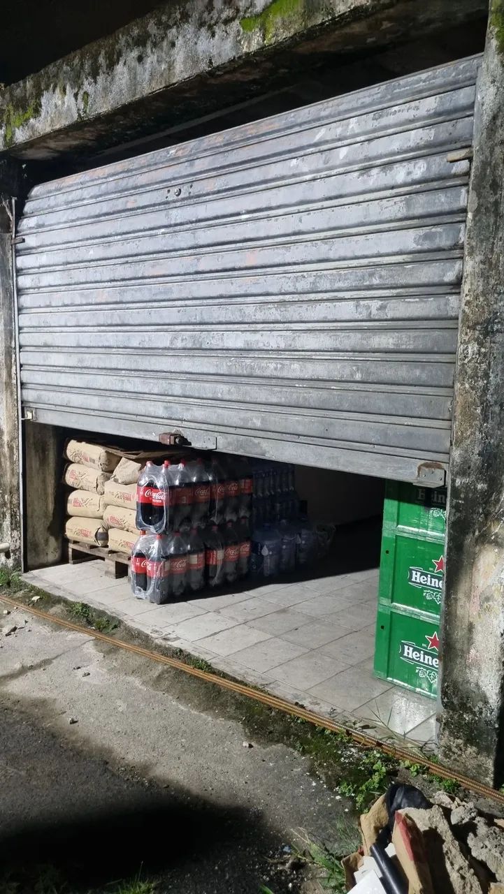 Porta de enrolar com fechadura chaves comércio  - Foto 2
