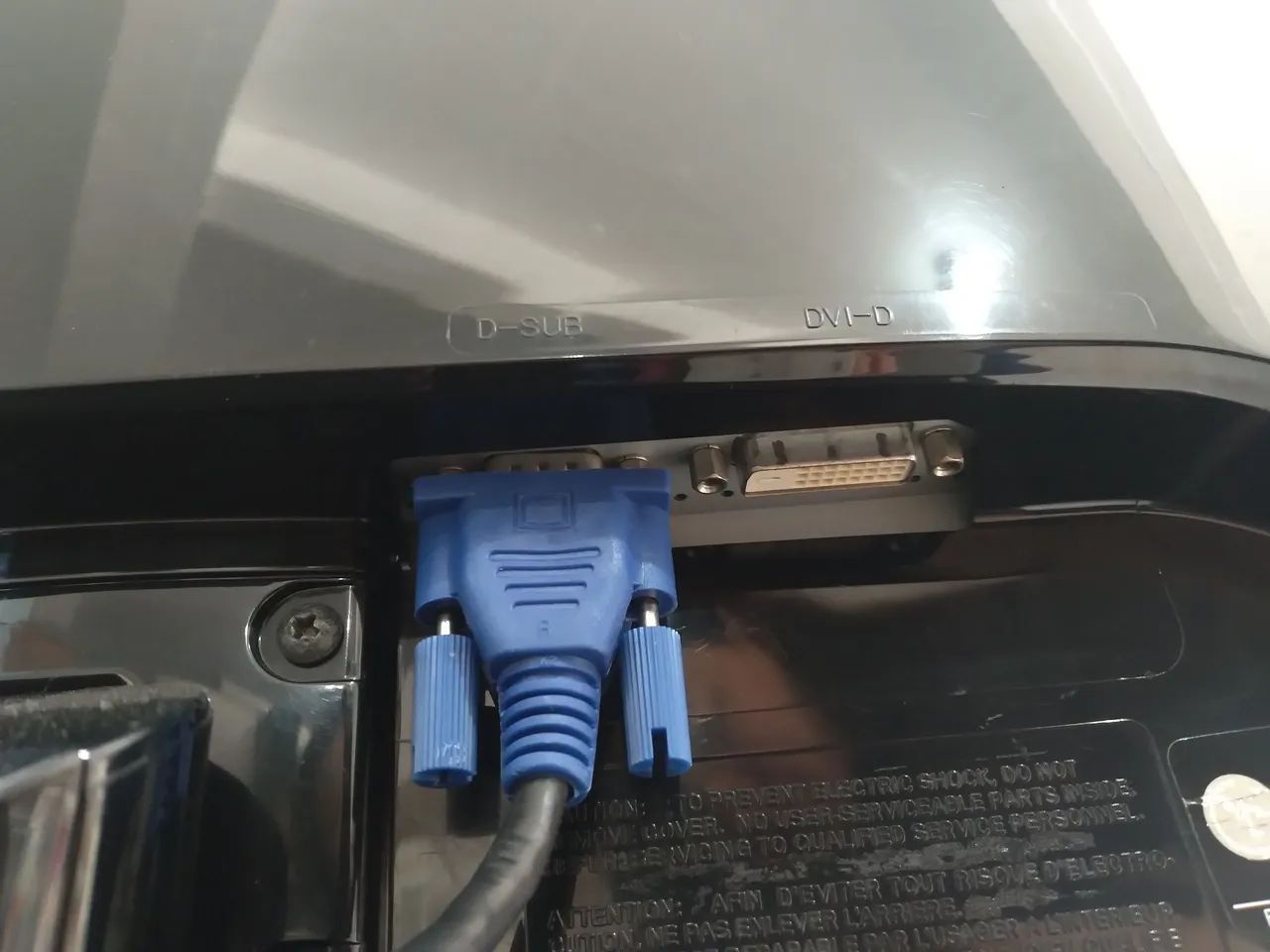Monitor LG 22" polegadas,  com os cabos - Foto 4
