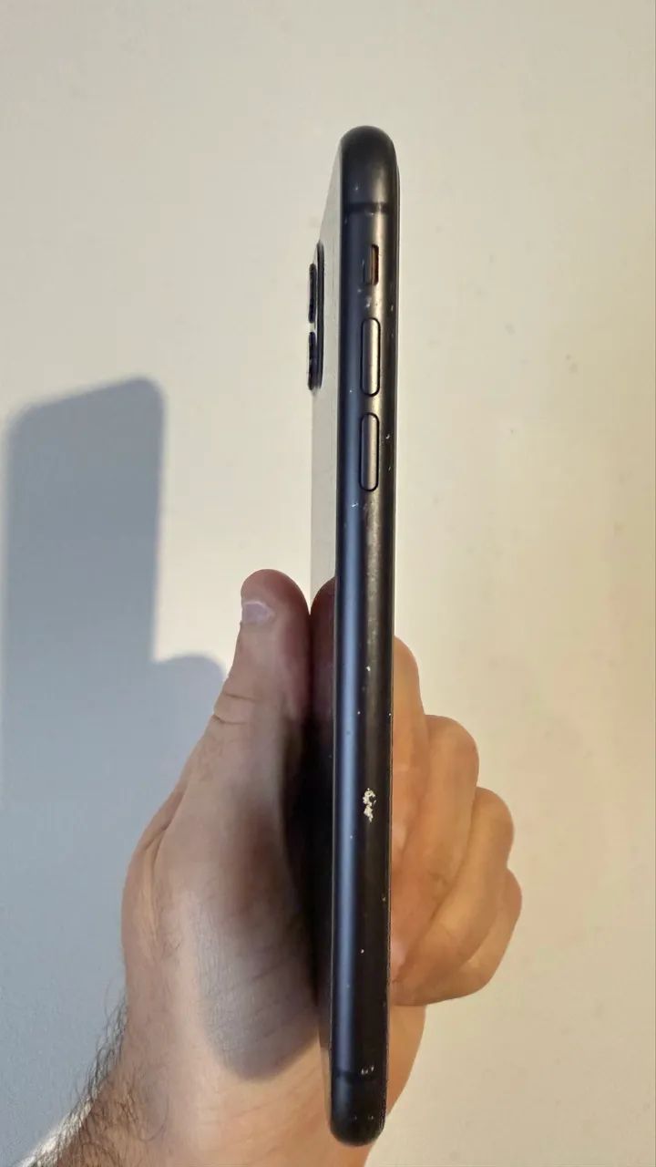 iPhone 11 128GB - R$ 1.100 - Foto 4