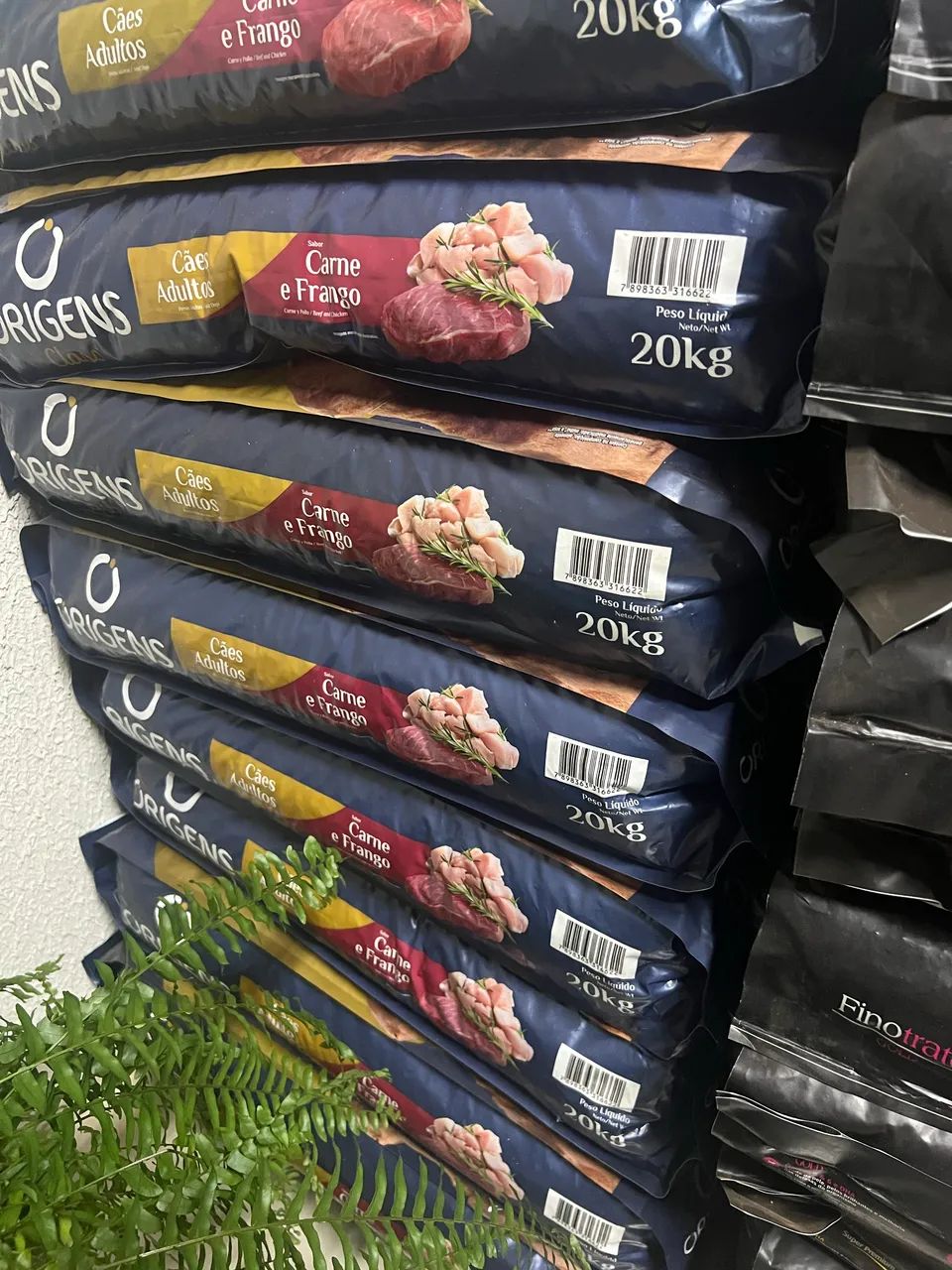 VENDO ESTOQUE DE LOJA DE RAÇÃO 