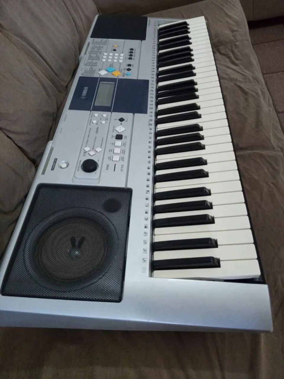 Teclado Yamaha Psr e323 - Foto 5