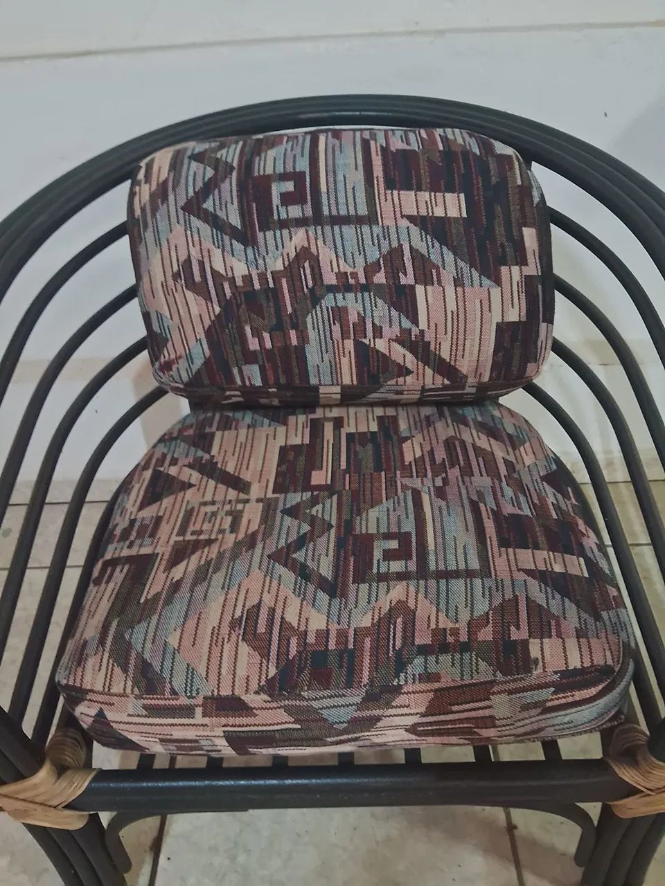 Vendo poltrona de metal  - Foto 5
