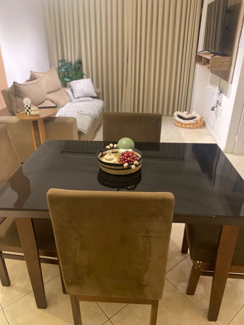 Mesa de jantar com 4 cadeiras à venda - R$ 700 - Foto 4