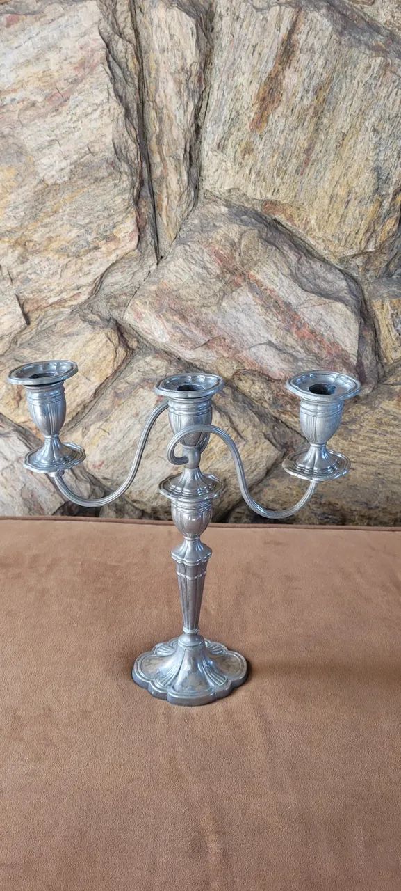 Candelabro  antigo em Prata