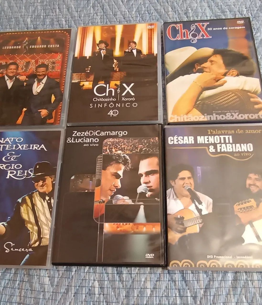6 DVDs shows de astros sertanejos 