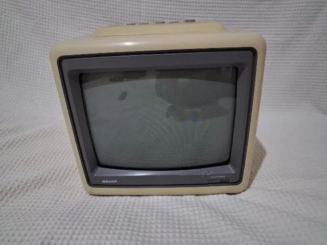 tv semp 10" 1022 av