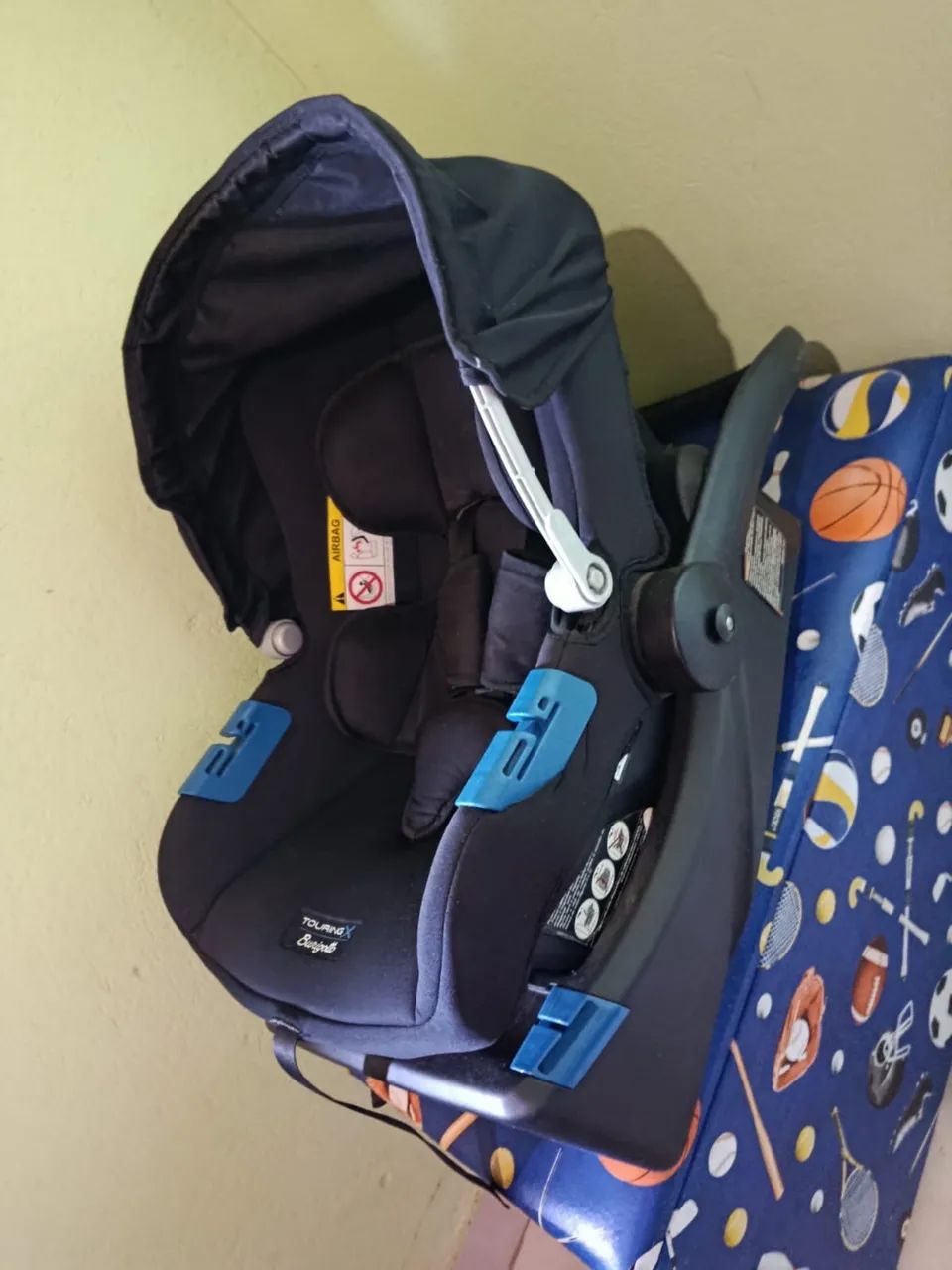 Vendo bebe conforto 