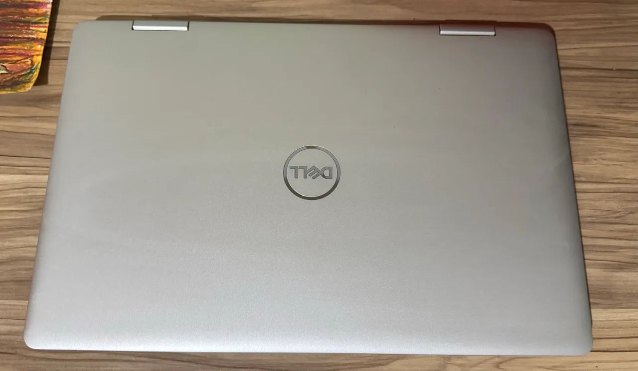 Vendo Notebook Dell Inspiron 17 2 in 1 - Foto 2