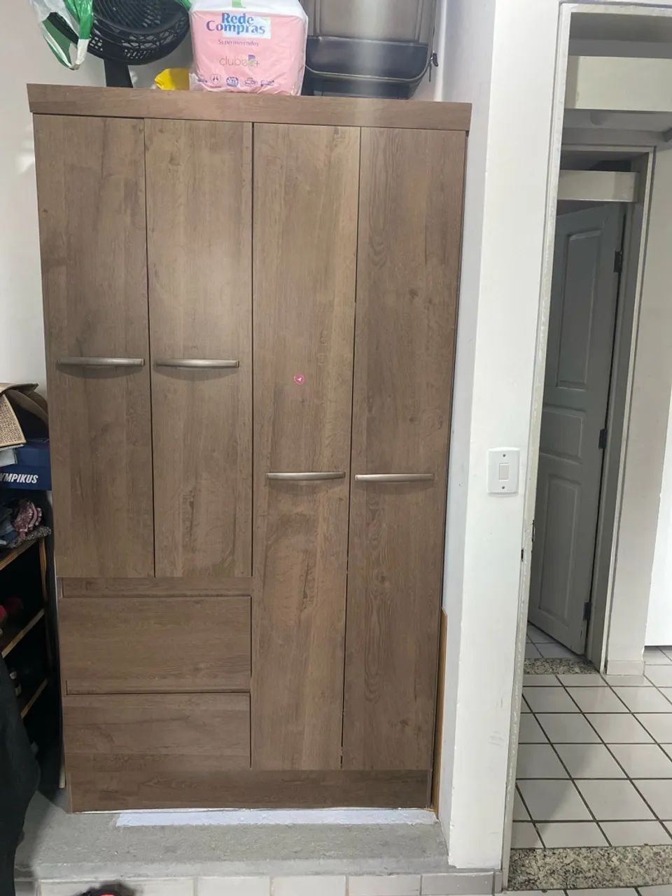 Guarda roupa solteiro