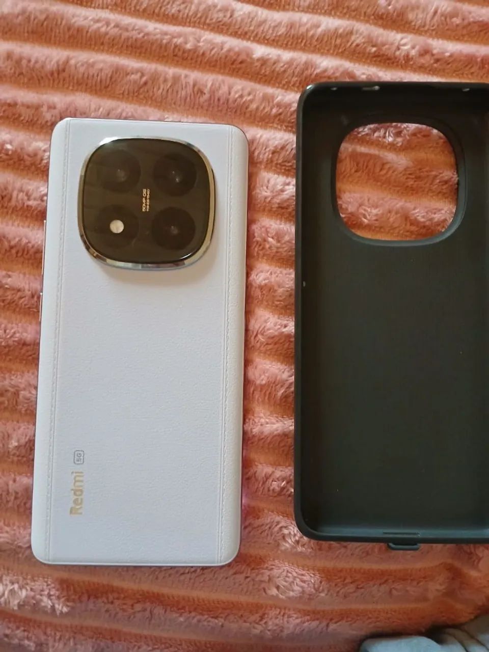 Celular redmi 14 pro  - Foto 2