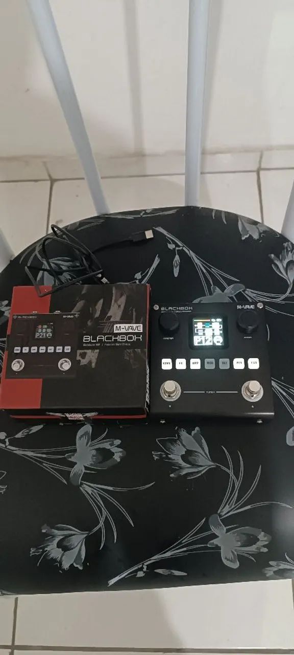 Pedaleira Black Box pra guitarra - Foto 3