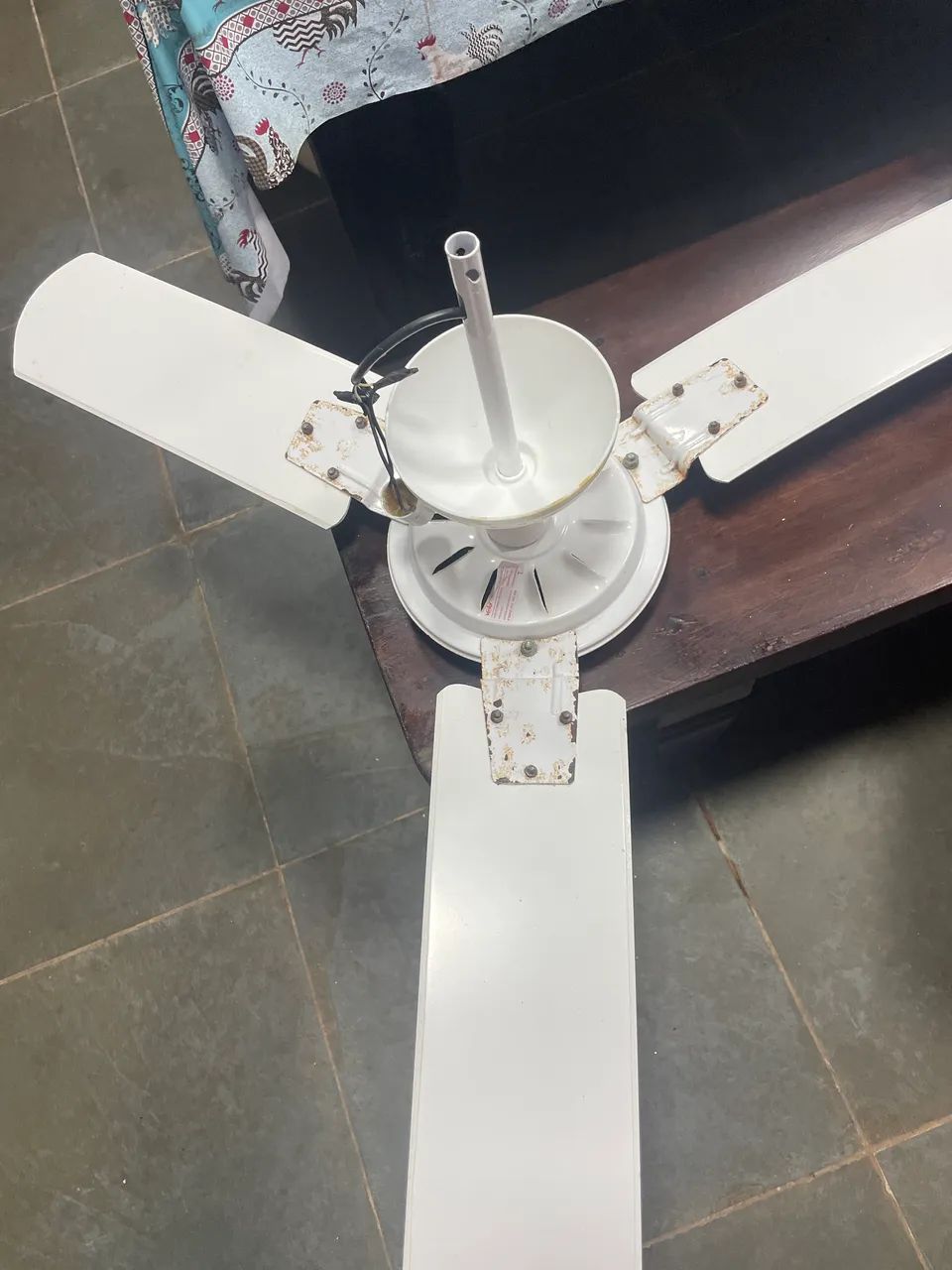 Vendo 2 Ventiladores de teto usados