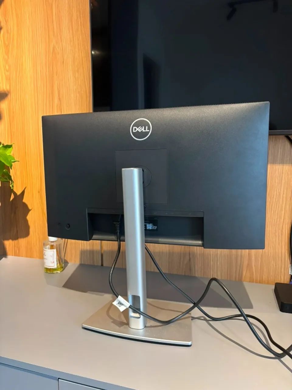 Monitor Dell Pro 24 Plus - Foto 2