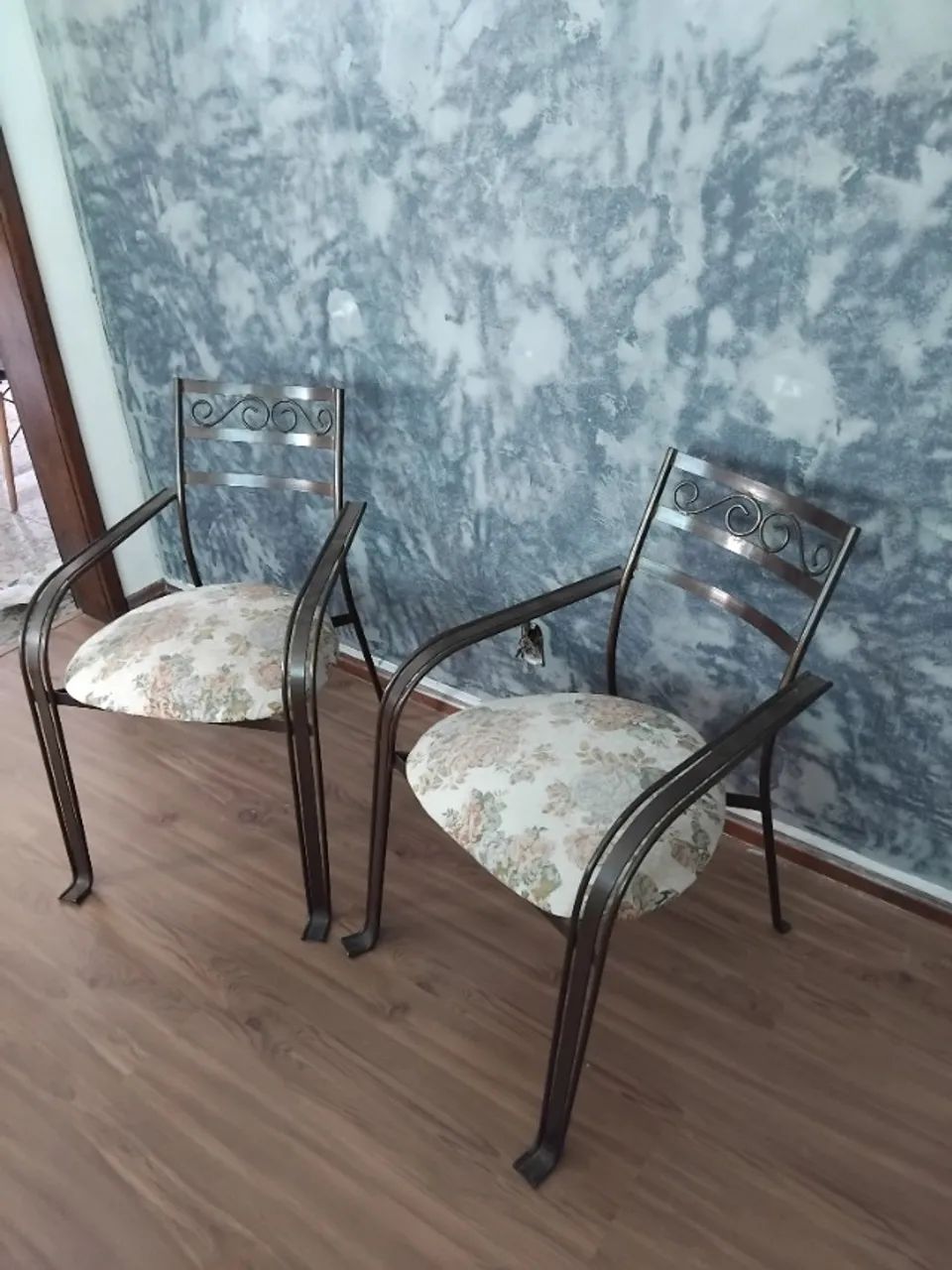 Cadeiras Metal com estampas O jogo - Foto 4