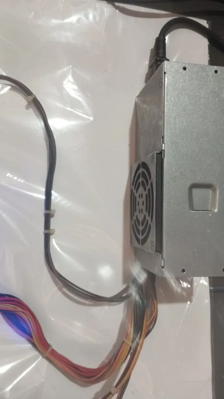 Fonte Atx Acbel Pc7068 250w Thinkcentre M57 M58 Cor Cinza - Foto 2