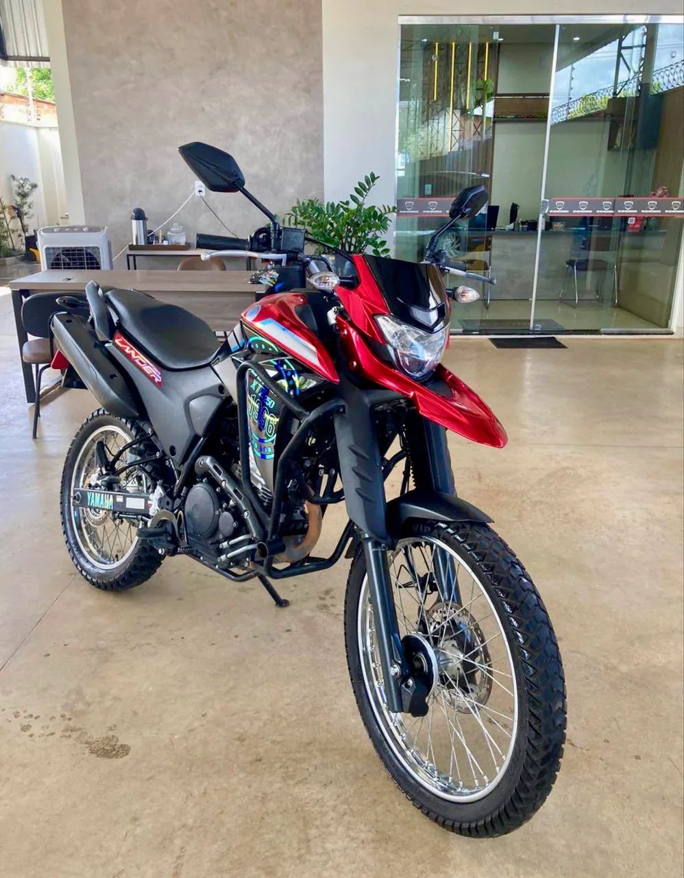 YAMAHA LANDER 250 2024 - PRATICAMENTE ZERO / MOTO DE GARAGEM