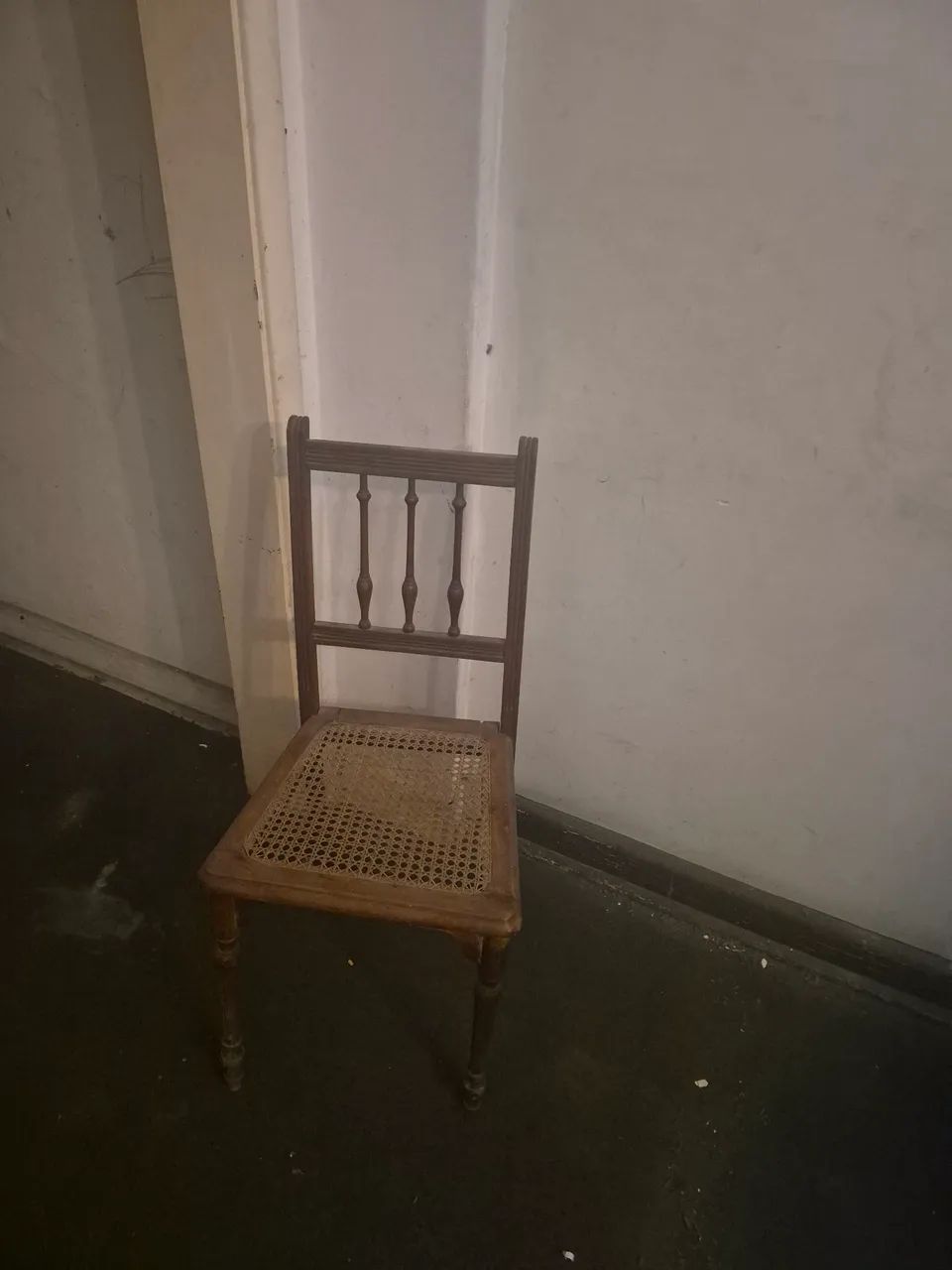 Cadeira palhinha simples