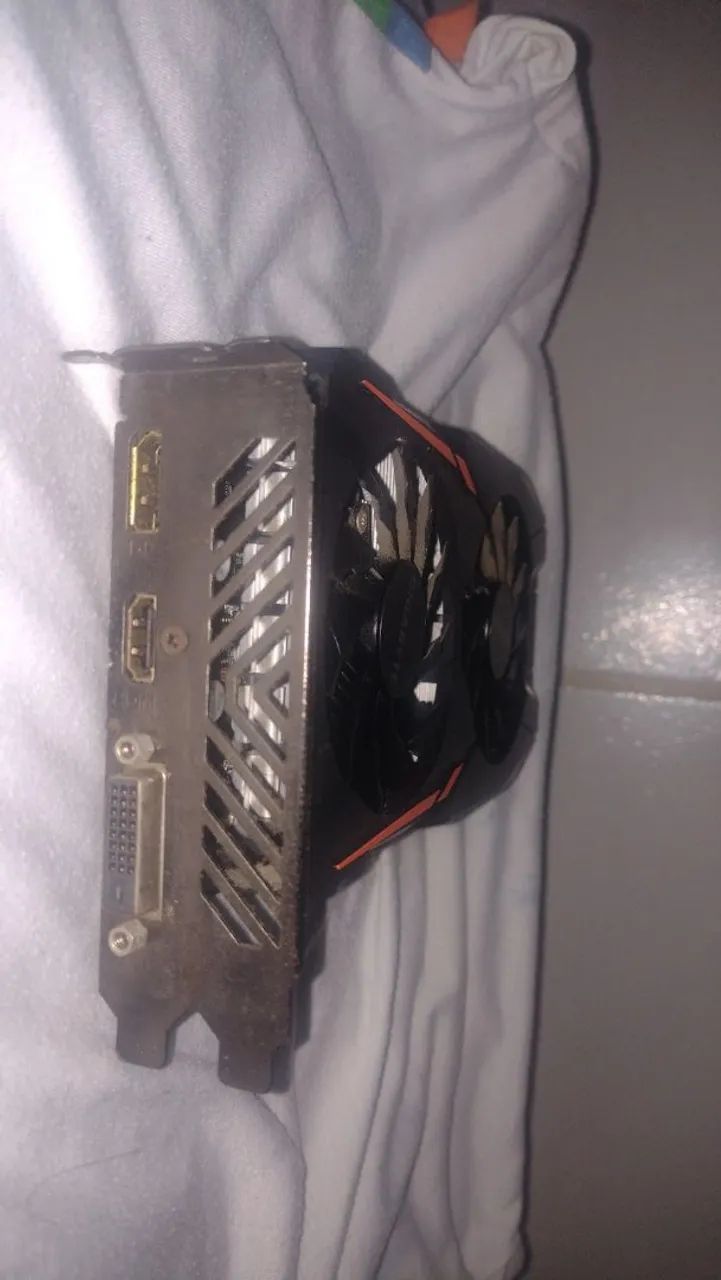 Placa de vídeo usada, mas funcionando perfeitamente - Foto 3