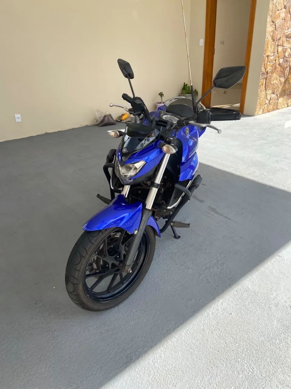 Moto muito nova e baixa quilometragem  - Foto 4