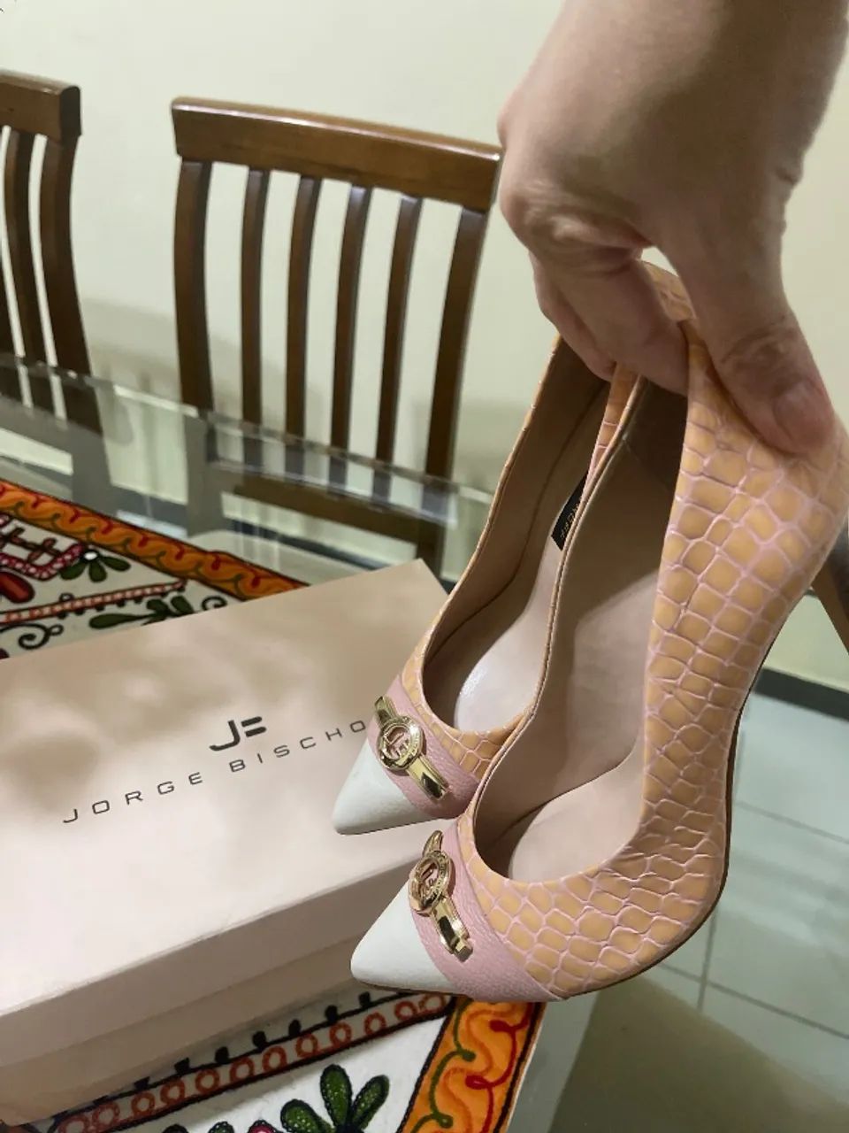 Scarpin Jorge Bischoff - Croco Rose. Nº 35 - Foto 3