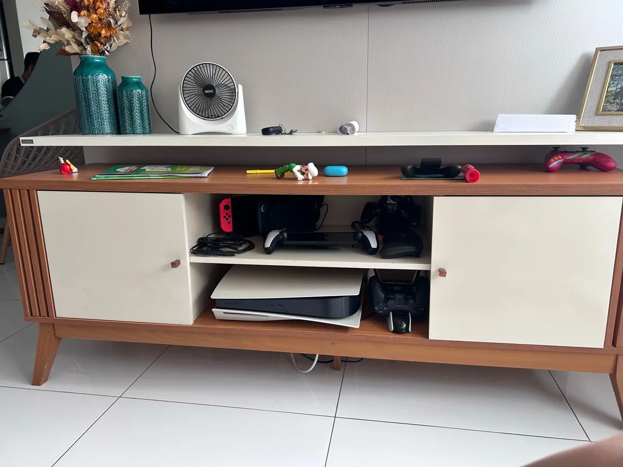 Vendo Aparador e Rack 