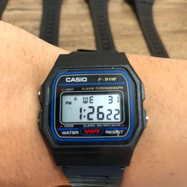Relógio Casio Retrô Preto | Clássico, Leve e Resistente - Foto 5