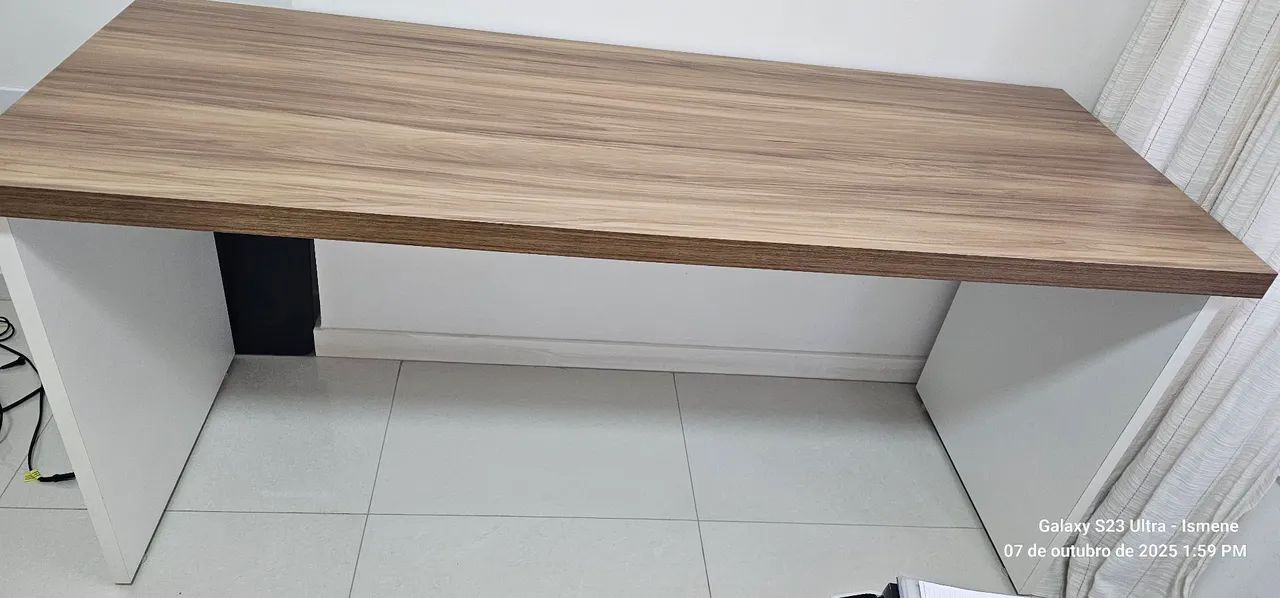 Mesa de Escritório 
