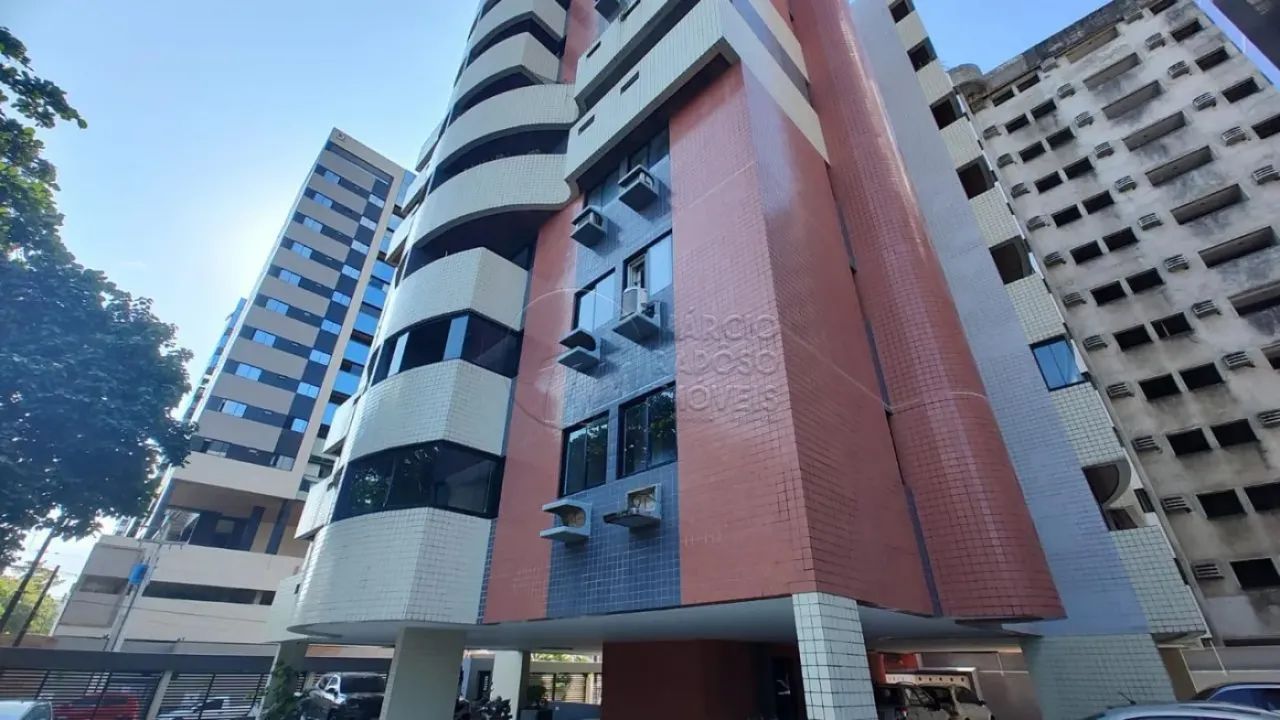 Apartamento com 3 Quartos e Varanda em andar alto à venda no Vera Arruda.