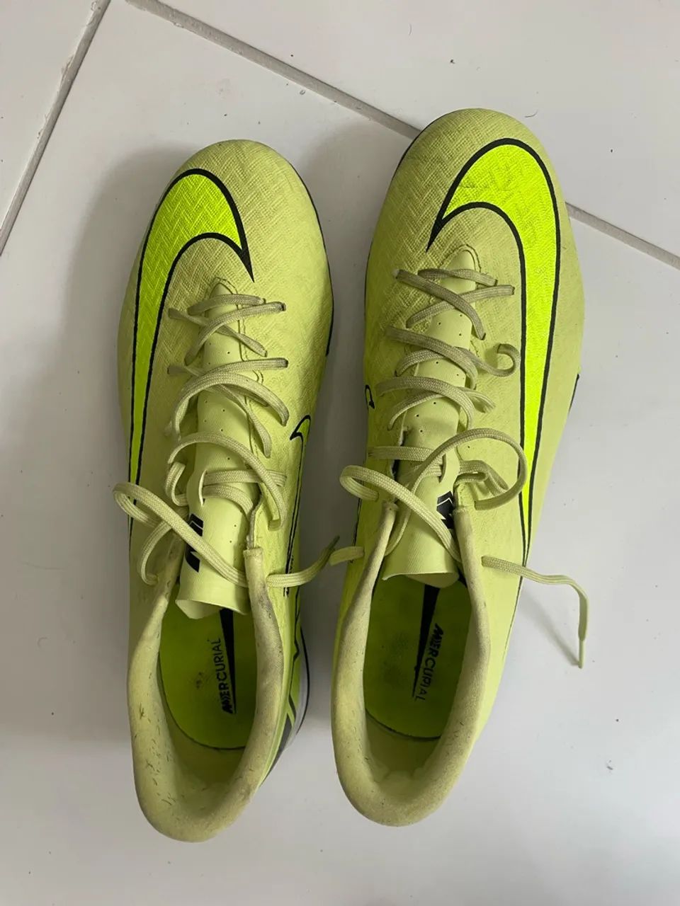 Vendo essa chuteira nova usada apenas uma vez  - Foto 2