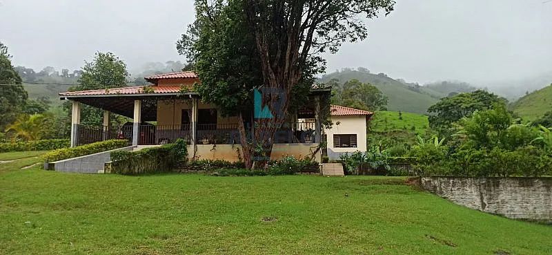 CHÁCARA FORMADA COM RIBEIRÃO EM PASSA-QUATRO - MG - Foto 2