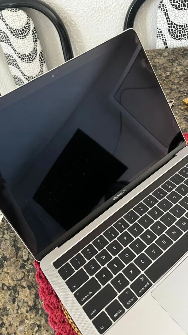 MacBook Pro 2017 com Touch ID  - Foto 3