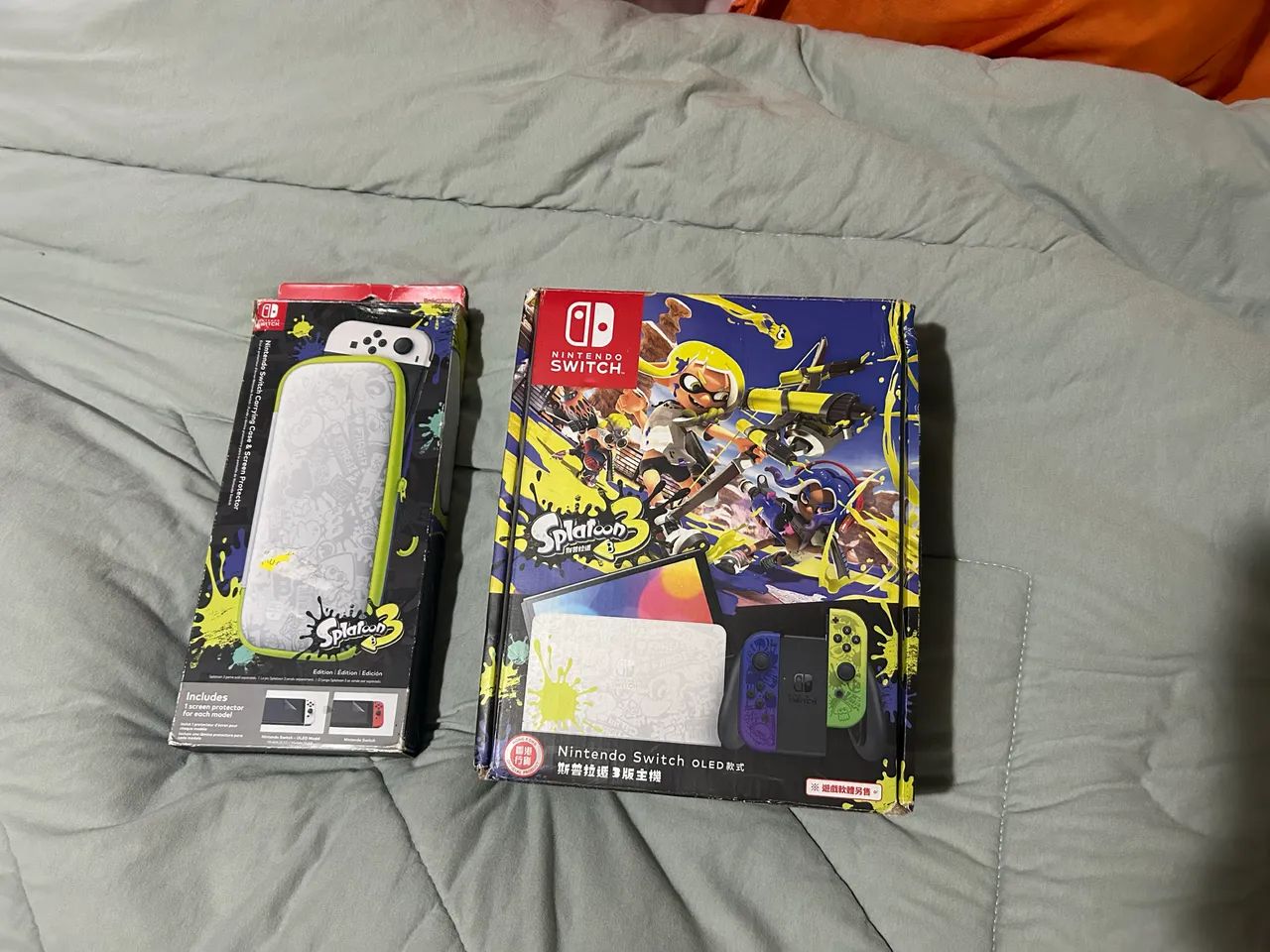 Nintendo Switch OLED Splatoon + Case Splatoon