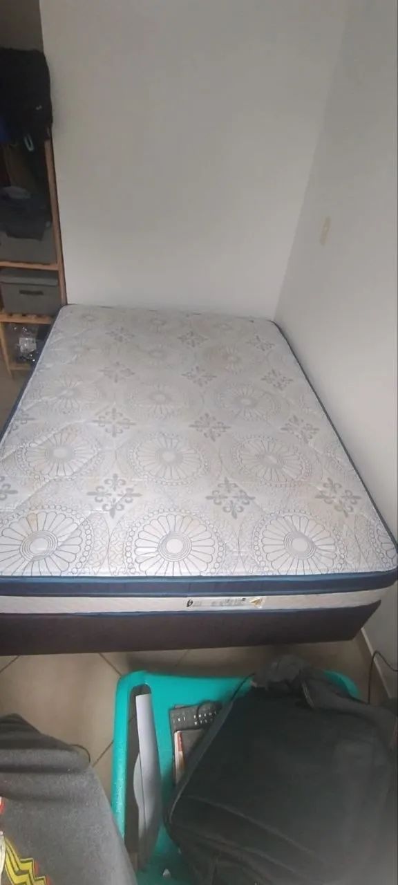 Cama de casal base + colchão  - Foto 3