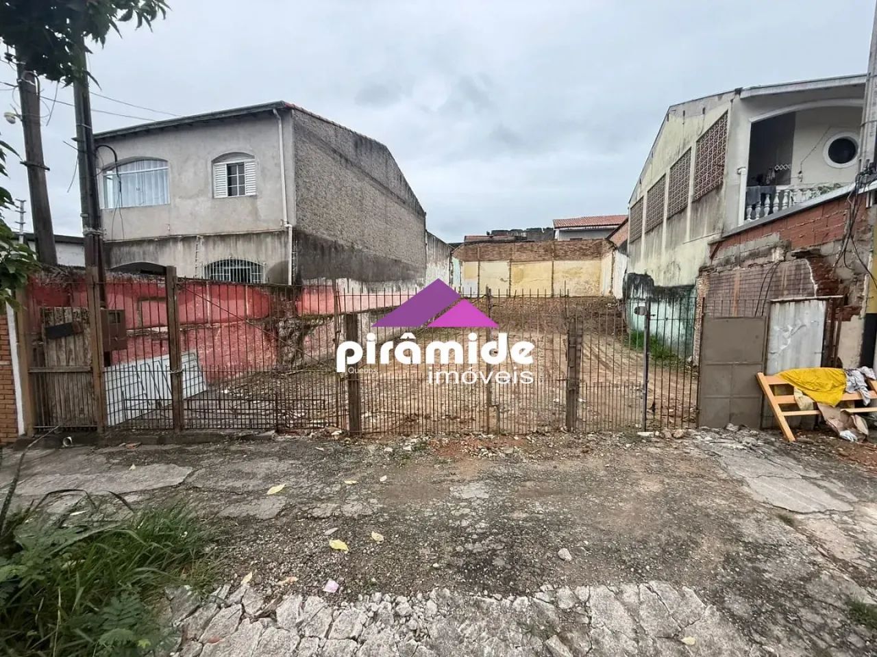 Terreno para alugar, 322 m² por R$ 2.052/mês - Jardim Telespark - São José dos Campos/SP