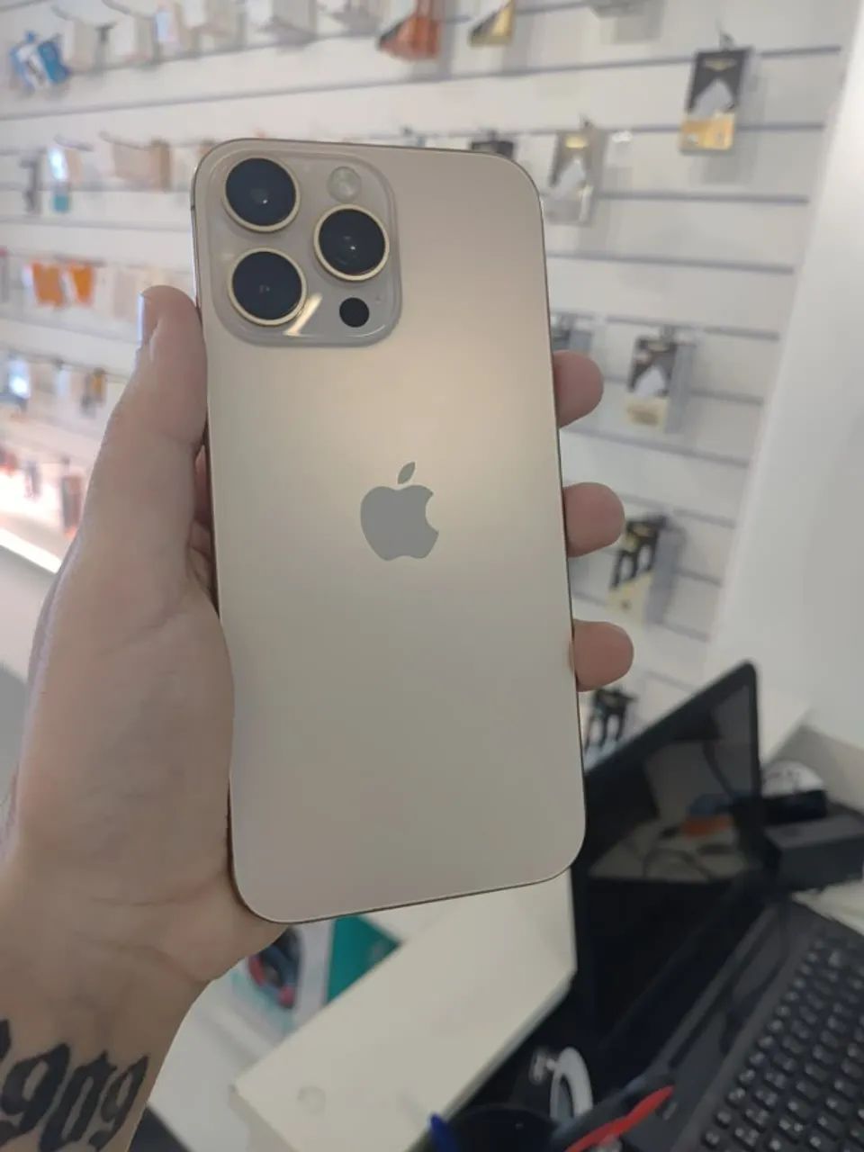 iPhone 16 PRO MAX 256 GB - Foto 3