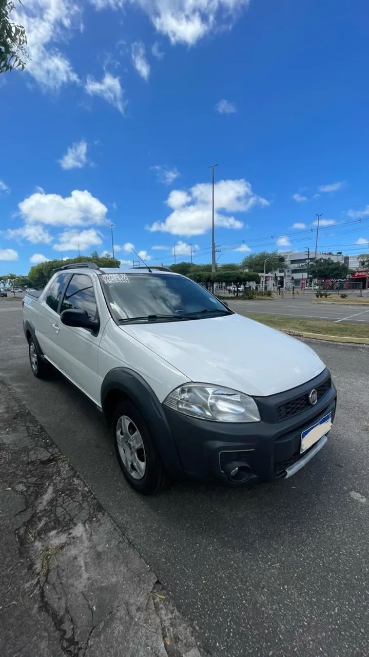 Fiat Strada Working Hard 1.4 Fire Flex 8V CD 2017 - Foto 2