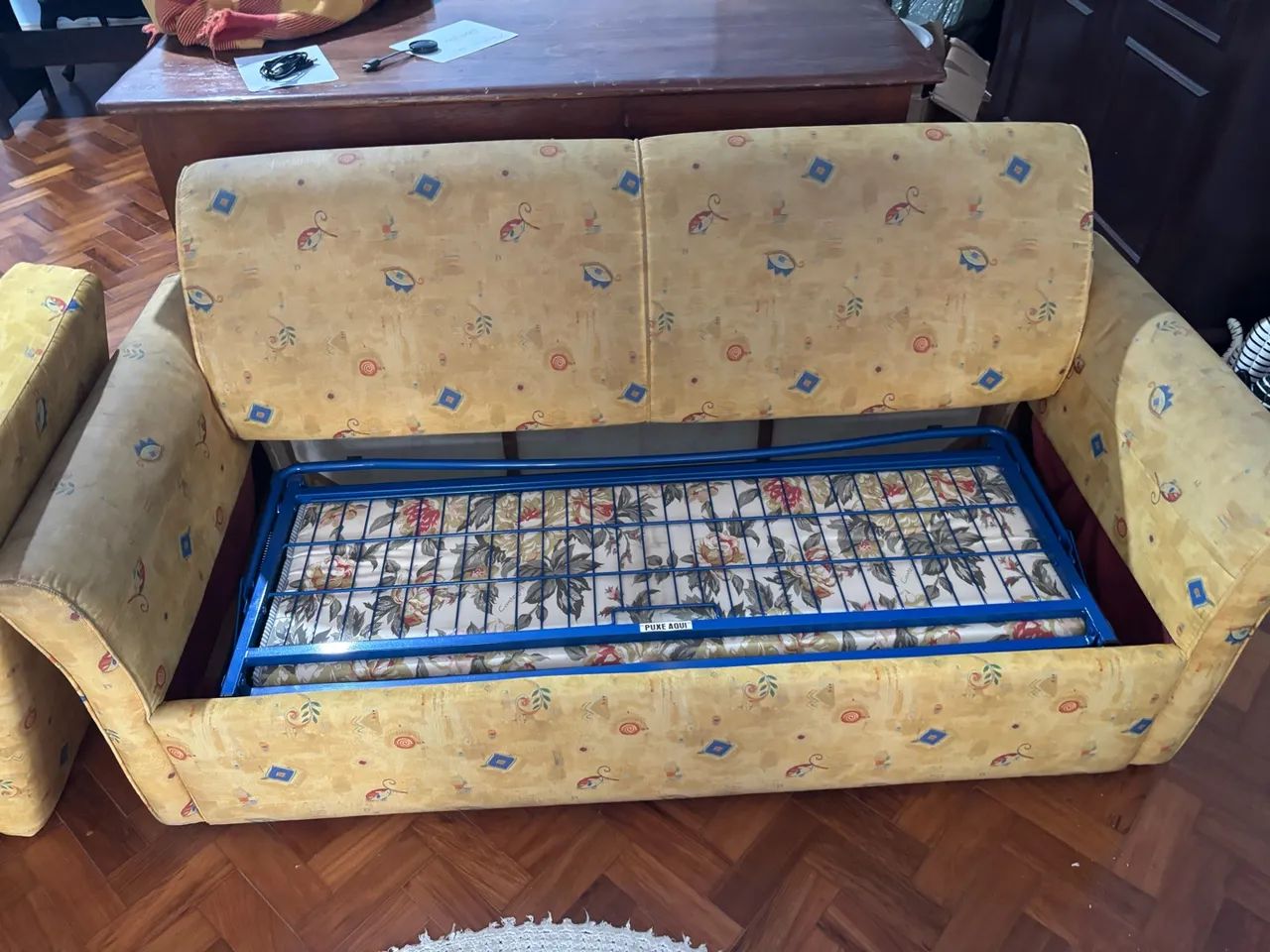 Sofá cama com a base de ferro - Foto 2