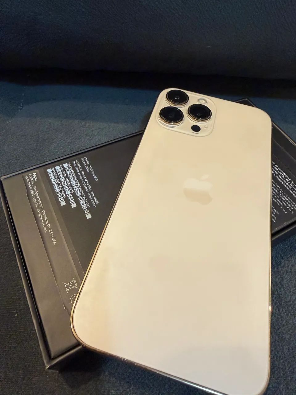 iPhone 13 Pro Max Gold - 128 GB *semi novo * - Celulares e